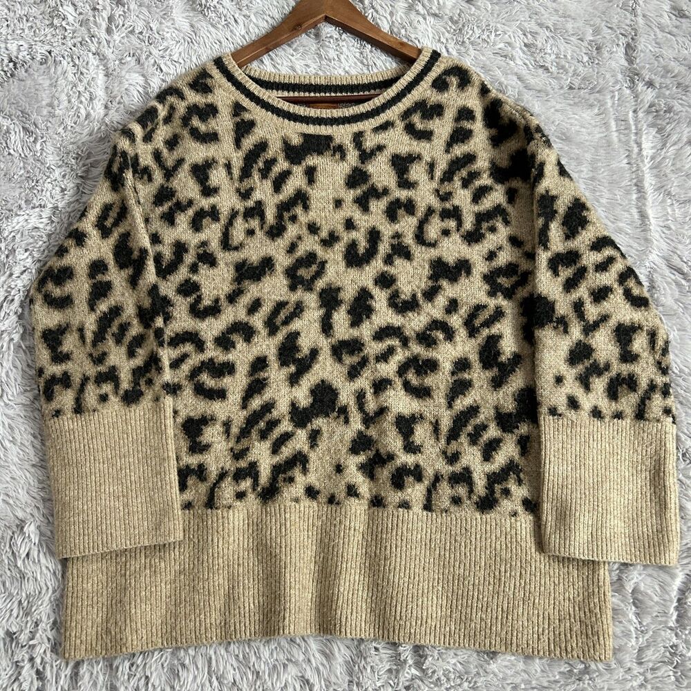 POL Sweater Womens Medium Tan Black Leopard Print Ribbed Boxy Pullover‎ Boho